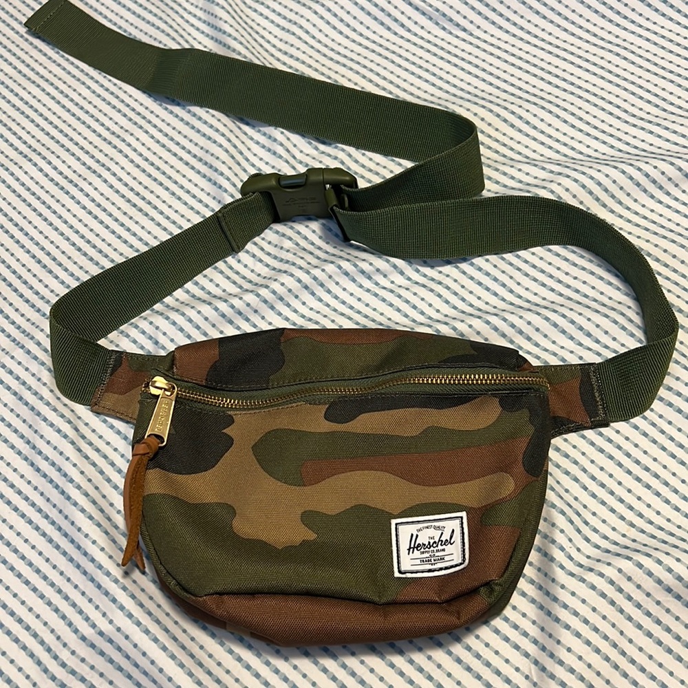 Herschel Fanny pack